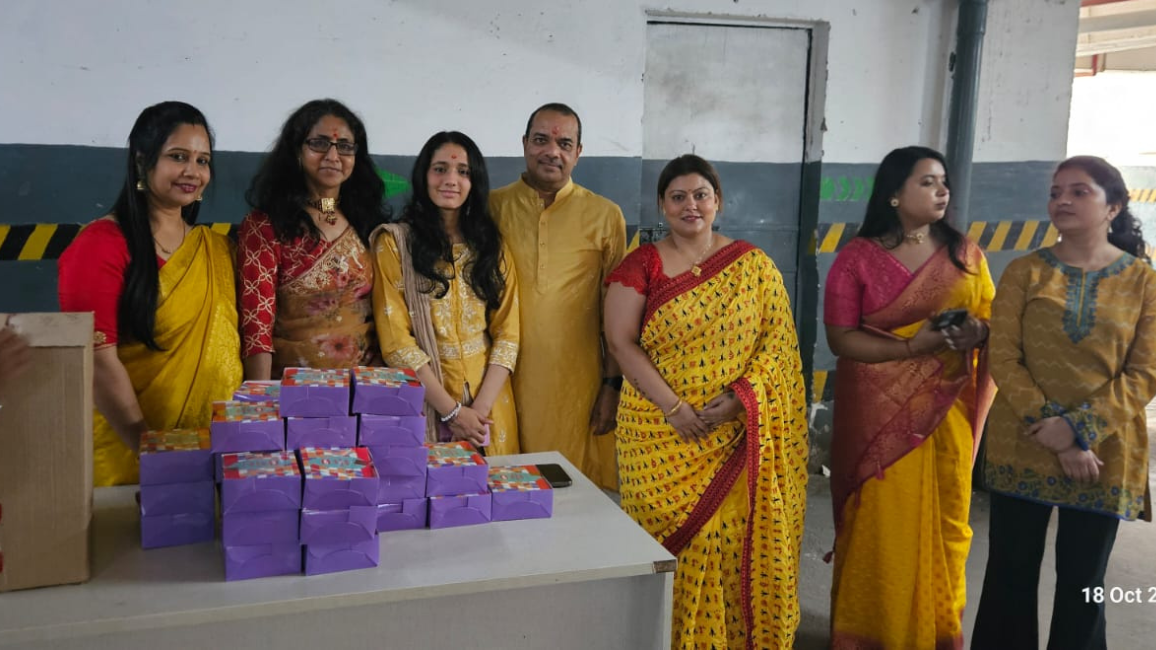Snacks Distribution for JMD Megapolis Staff on Diwali