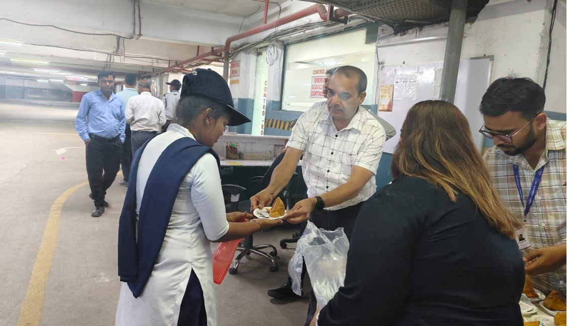 Snacks Distribution Drive Gurgaon